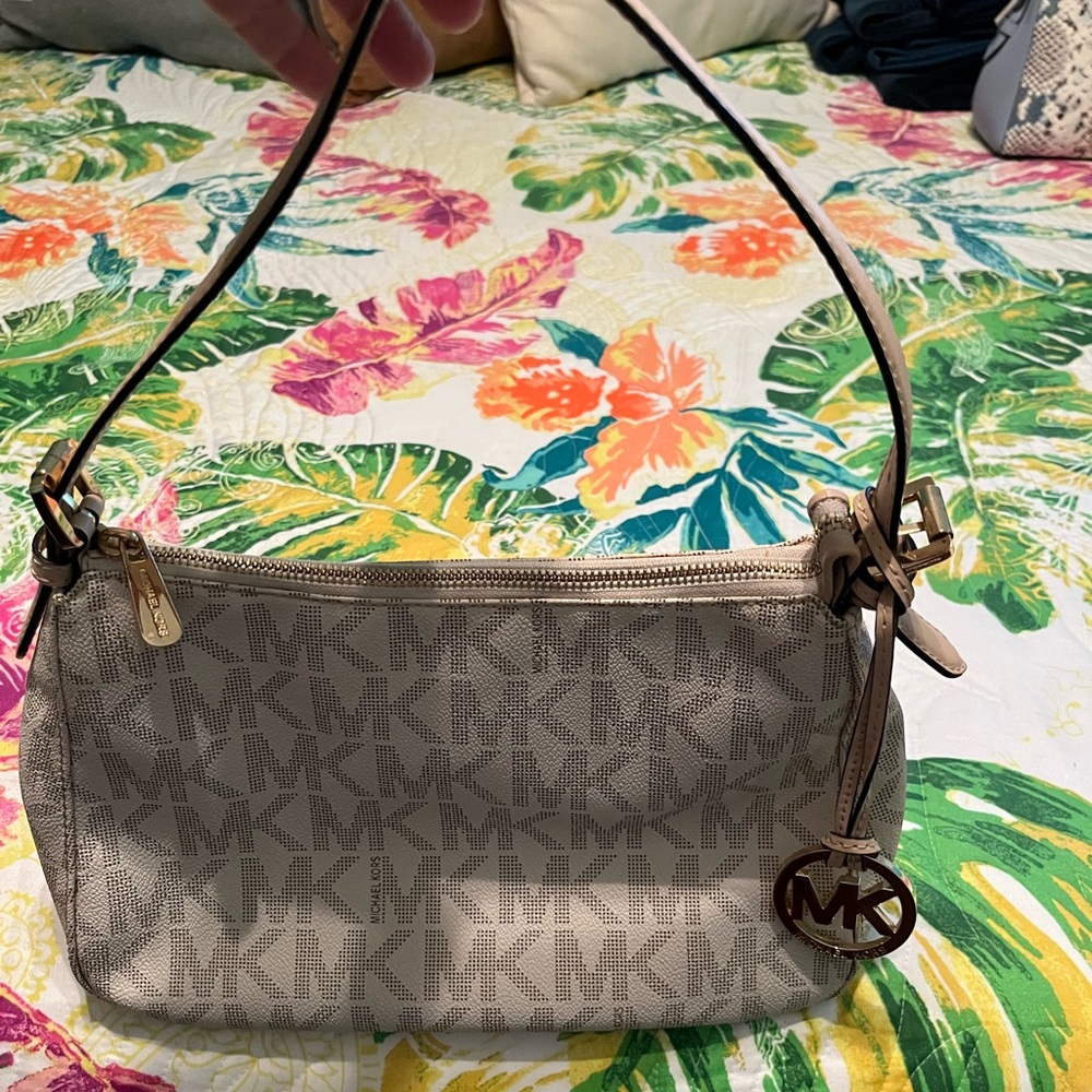 Small white Michael kors purse